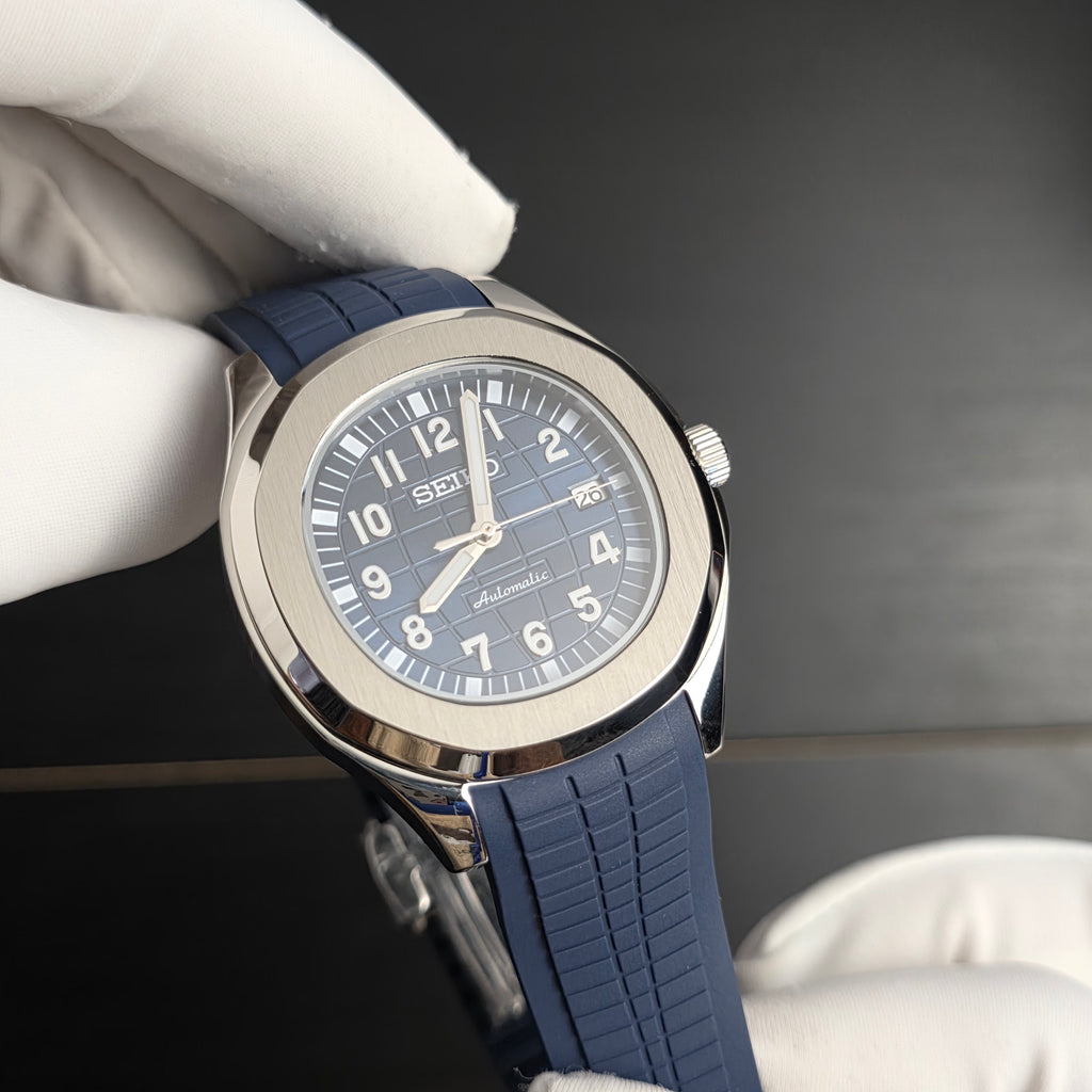 Seiko Aquanaut Blue