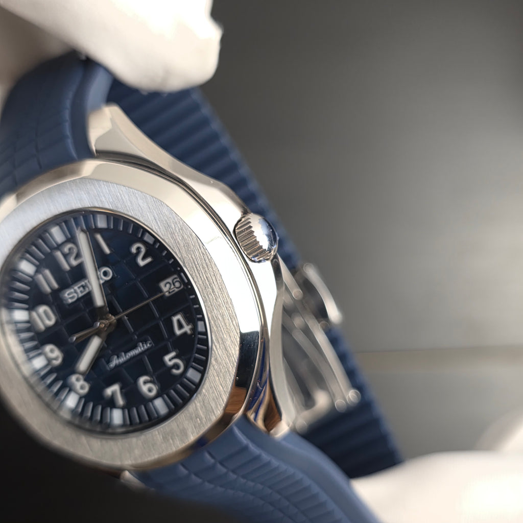Seiko Aquanaut Blue