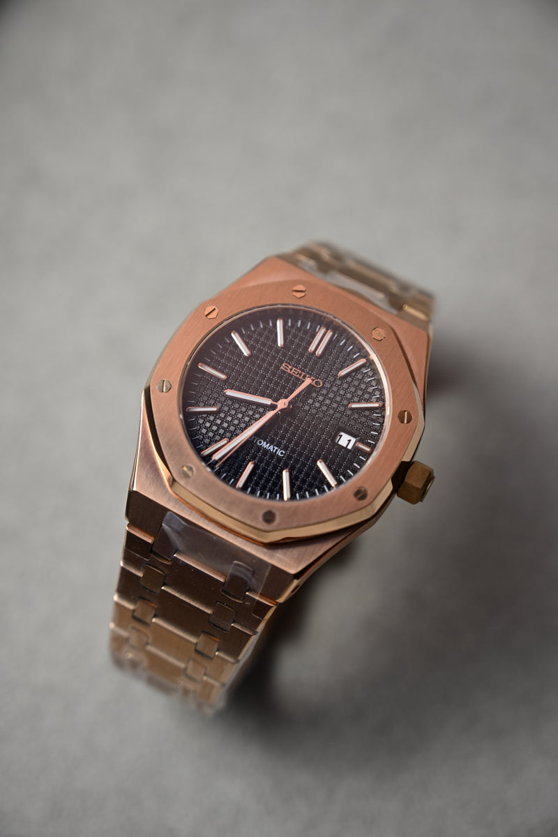 Royal Oak Rose