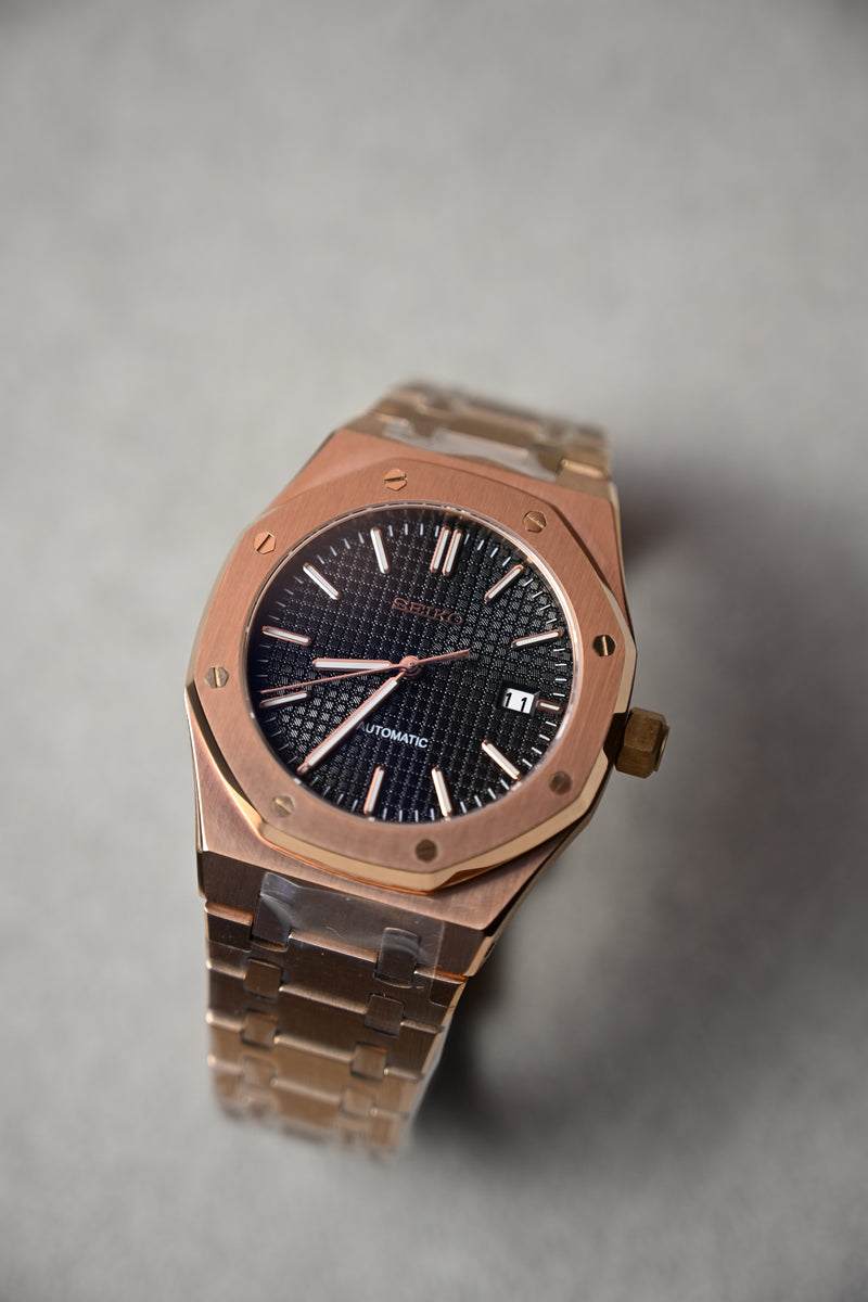 Royal Oak Rose