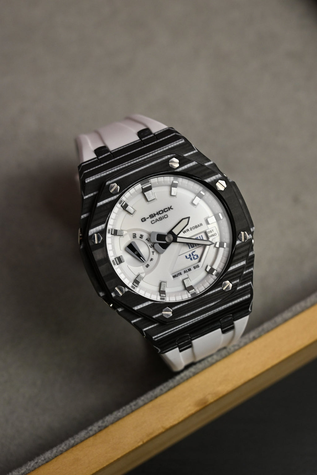 G-Shock Custom Carbon White