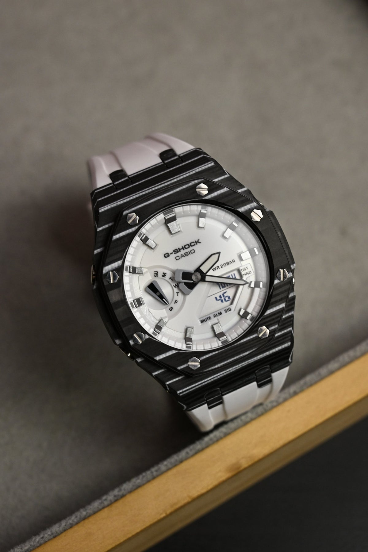 G-Shock Custom Carbon White