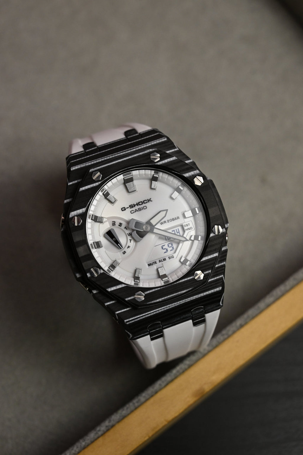 G-Shock Custom Carbon White