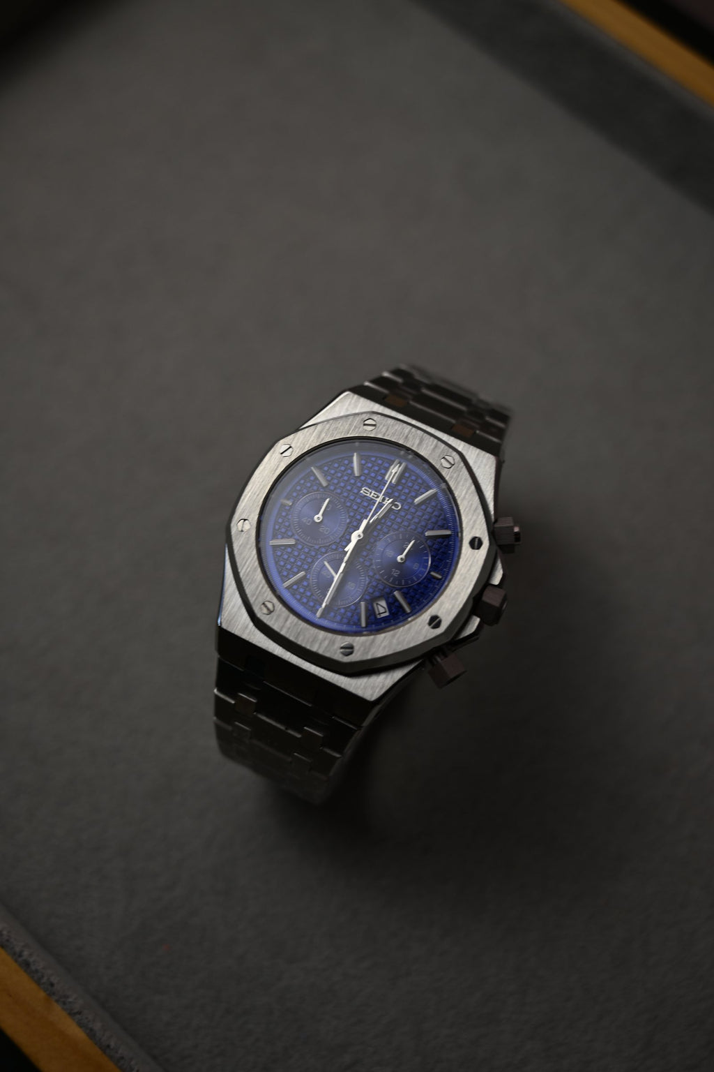 Royal Oak Chrono Blue – ceas asamblat de Alexie Collection