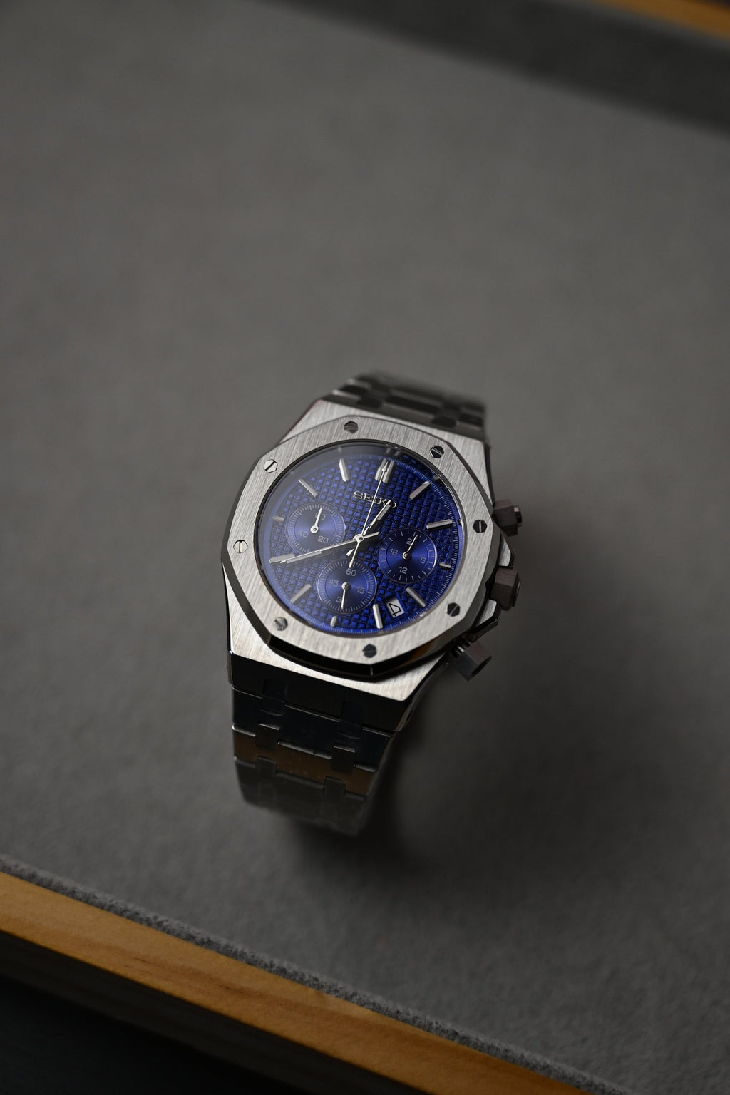 Royal Oak Chrono Blue – ceas asamblat de Alexie Collection