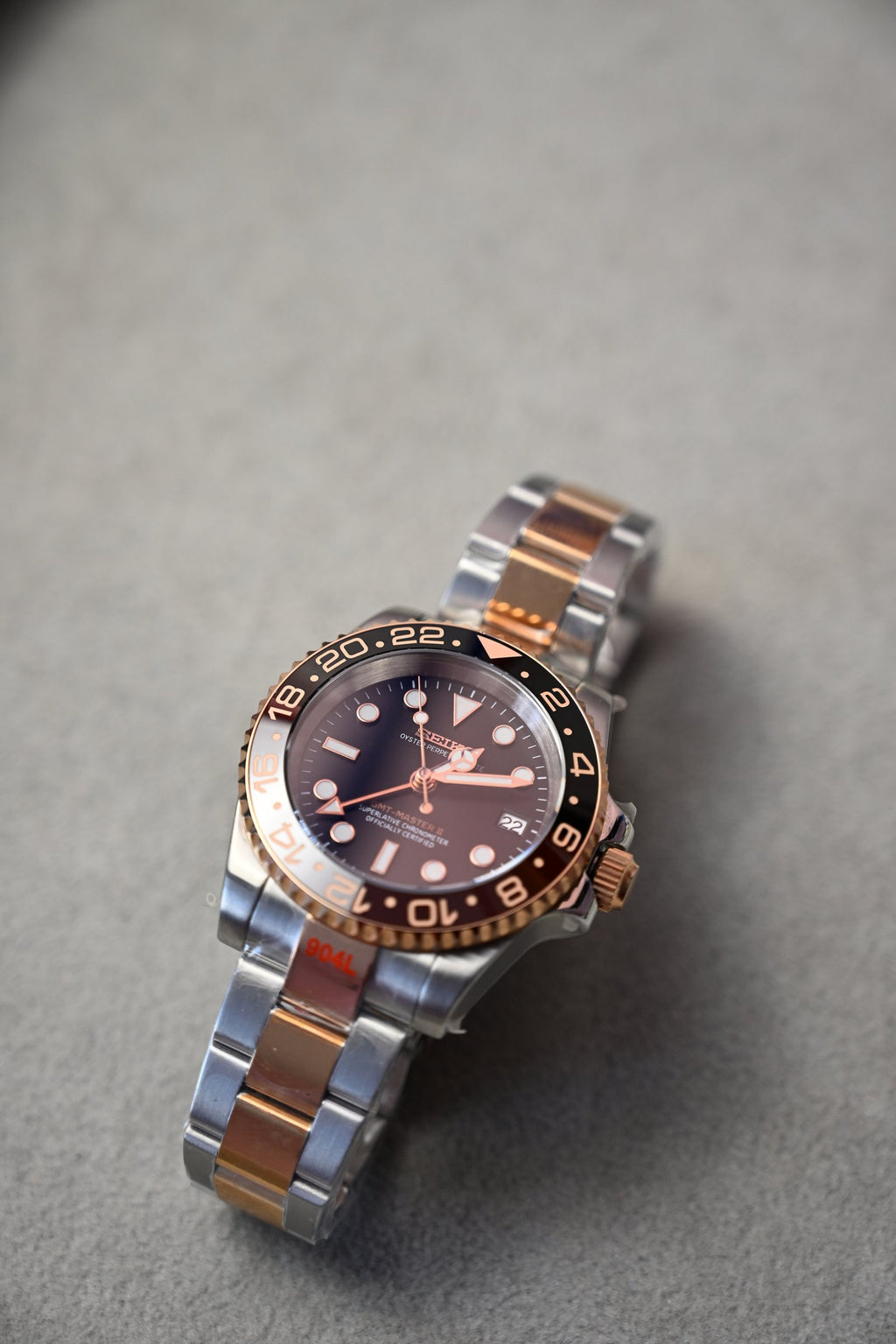 GMT Root Beer – ceas asamblat de Alexie Collection