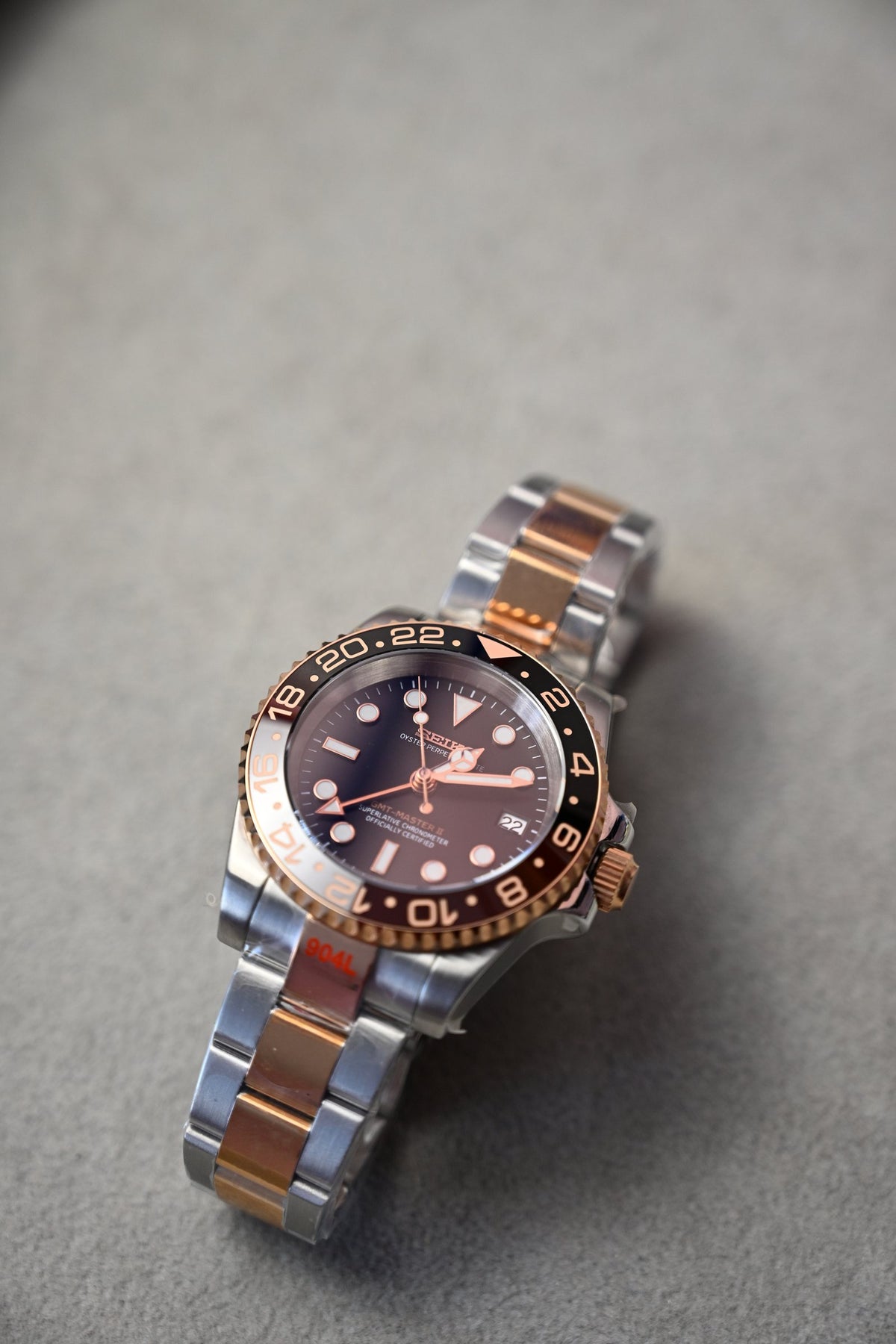 GMT Root Beer – ceas asamblat de Alexie Collection