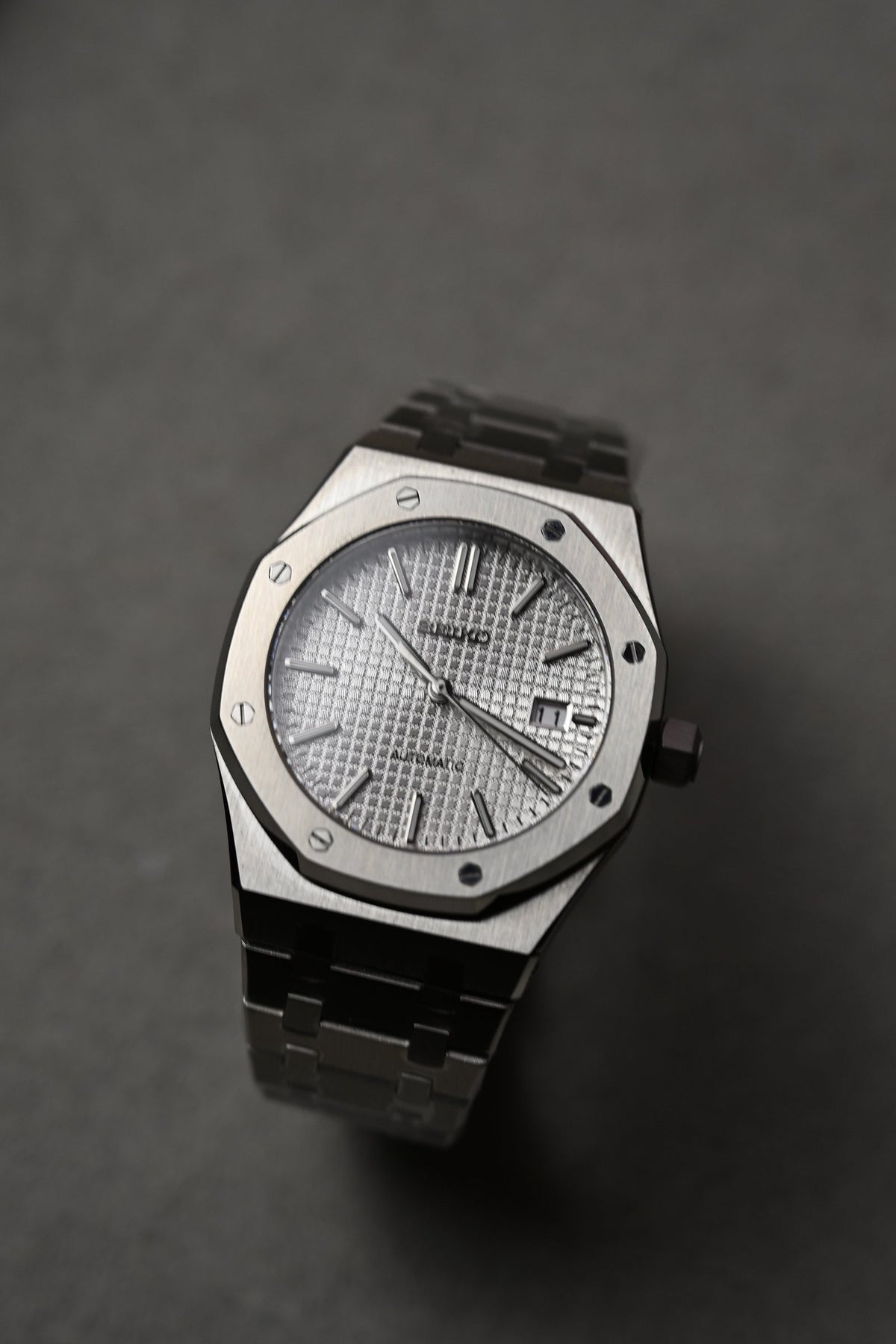 Royal Oak White – ceas asamblat de Alexie Collection