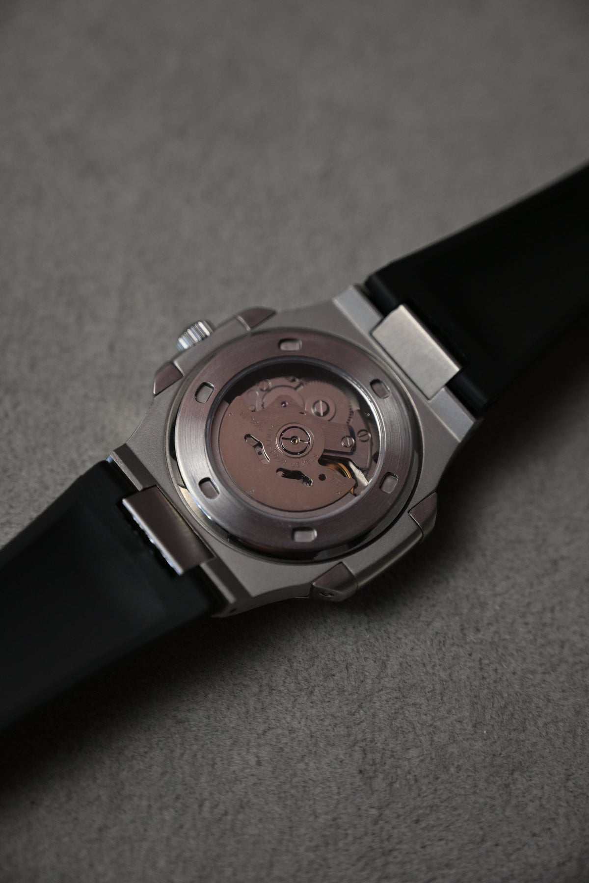 Nautilus Open Heart Black – ceas asamblat de Alexie Collection