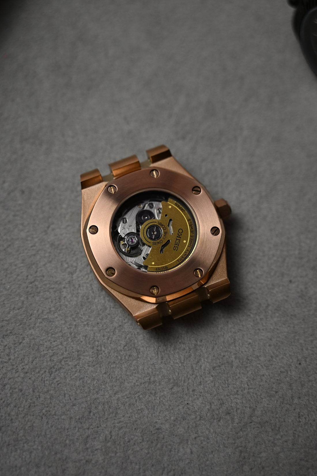 Royal Oak Full Rose Gold – piese înainte de asamblare