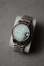 Day-Date Green Arab – ceas asamblat de Alexie Collection