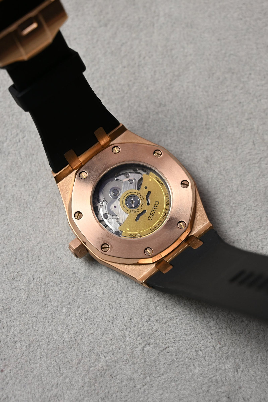 Royal Oak Full Rose Gold – piese înainte de asamblare