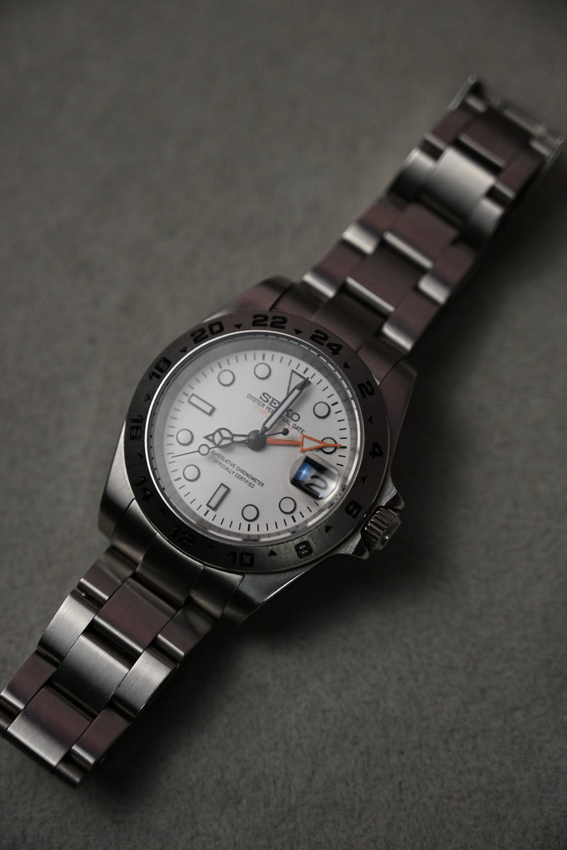 Explorer II Polar