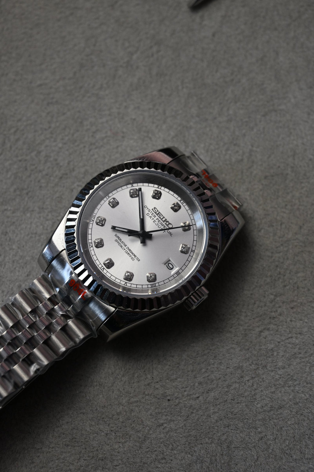 Datejust Silver Diamonds – ceas asamblat de Alexie Collection
