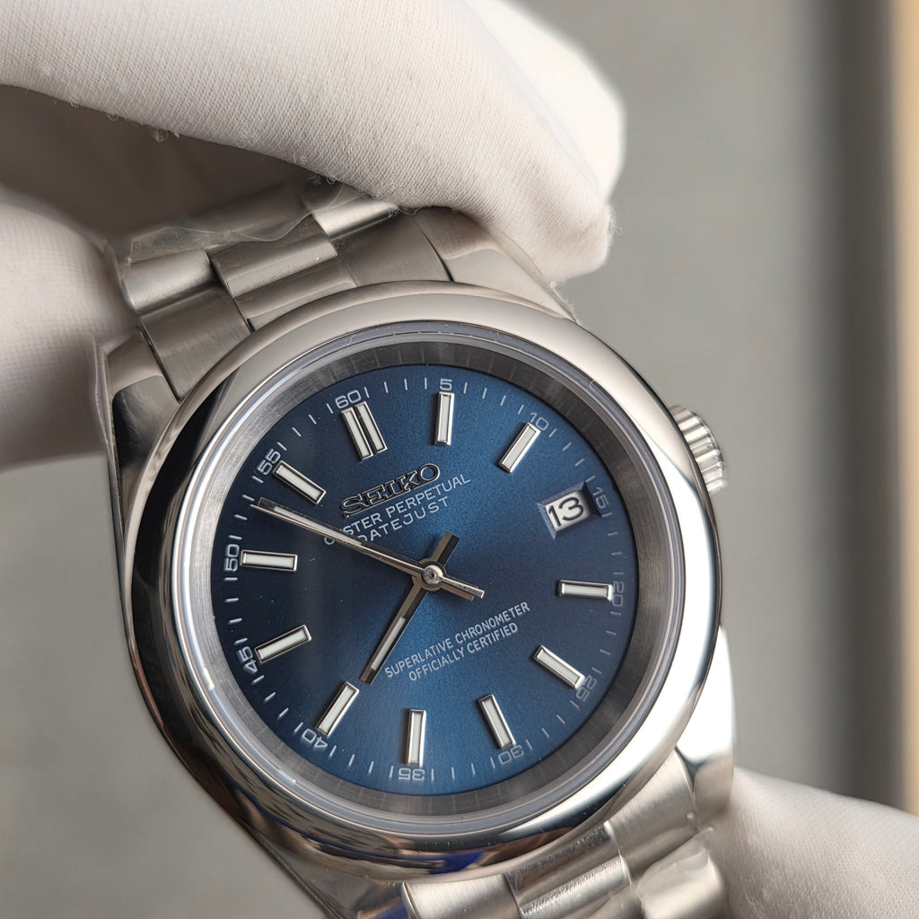 Seiko Datejust Blue Smooth Bezel