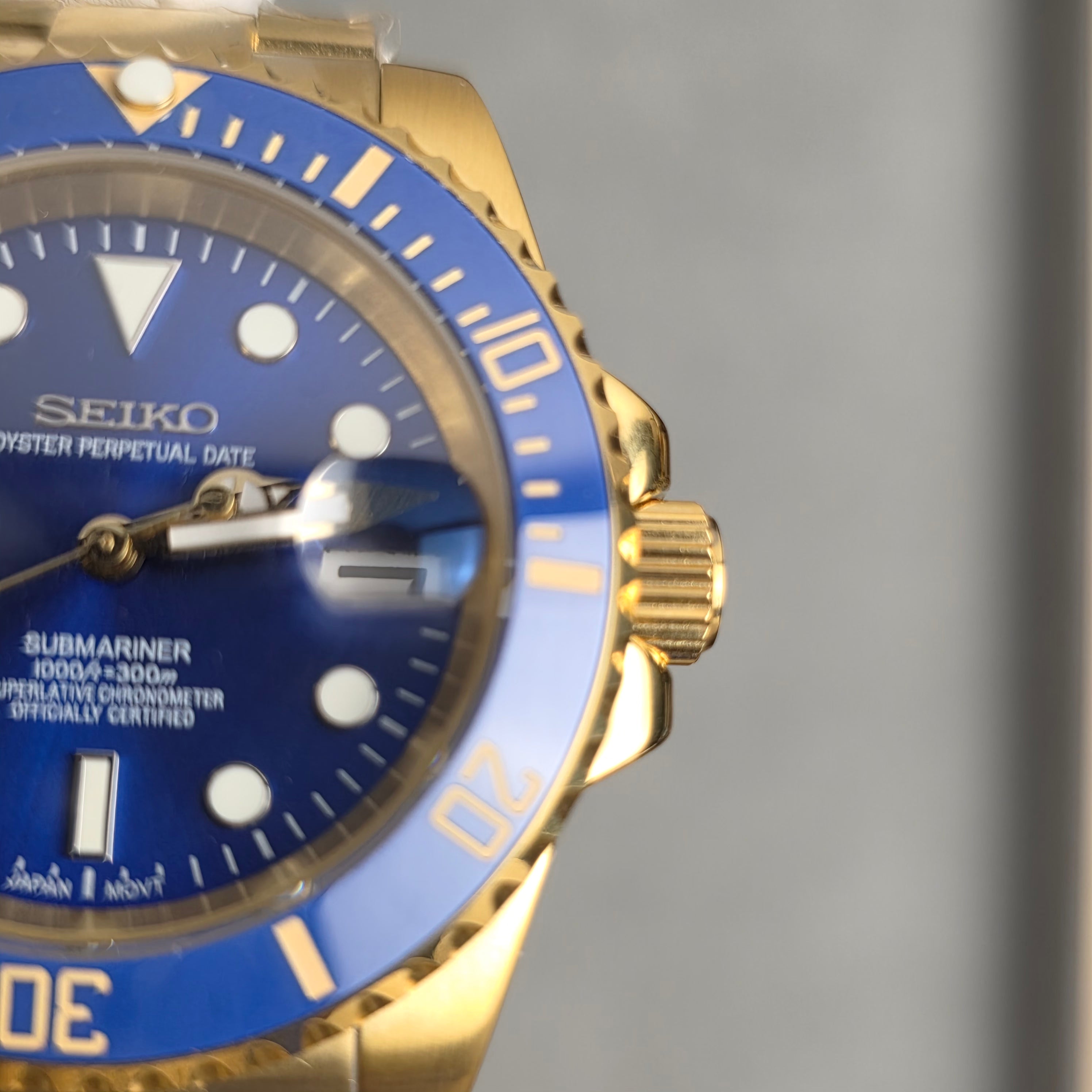 Seiko Submariner Gold Blue