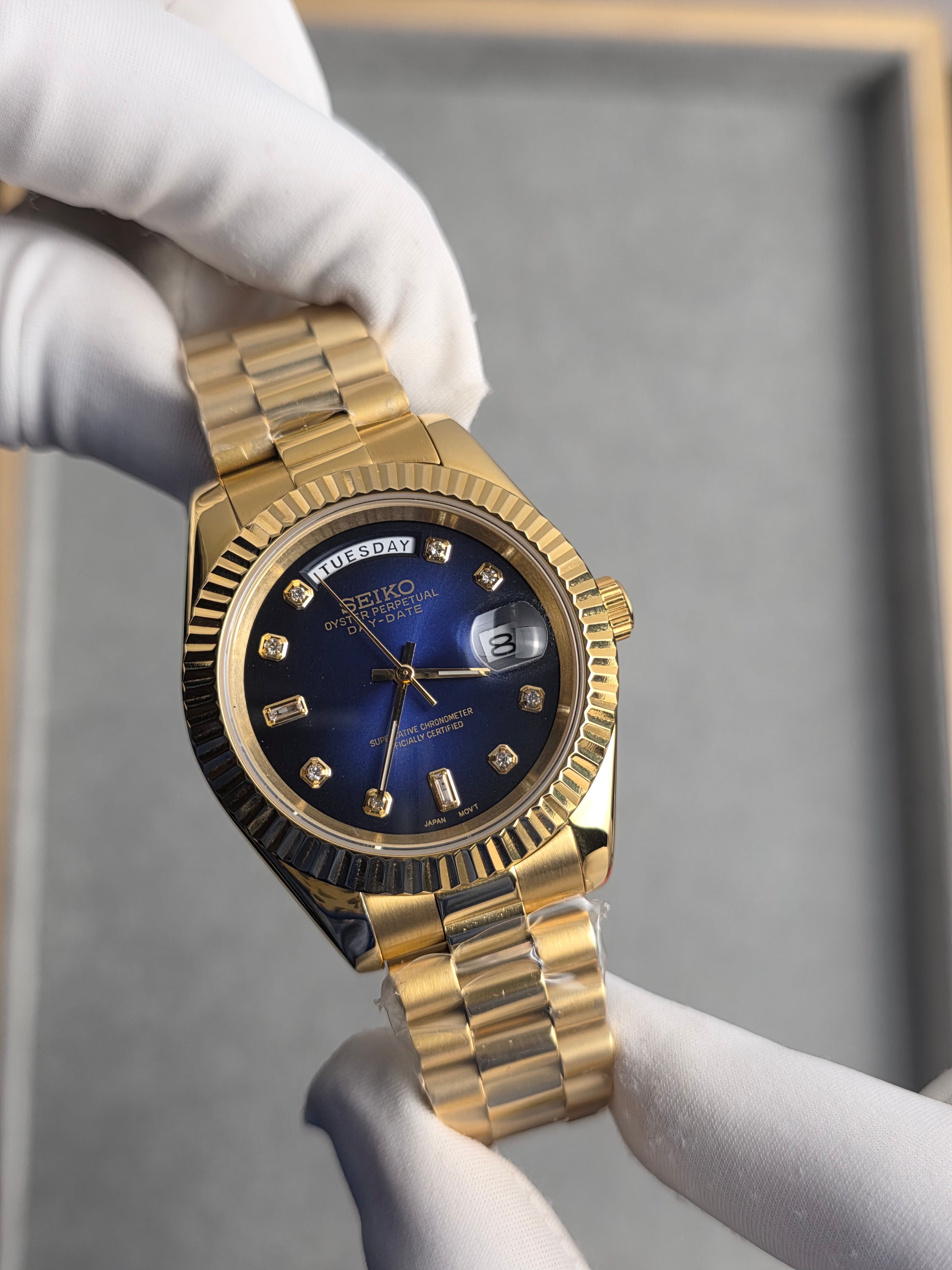 Seiko Day-Date Blue