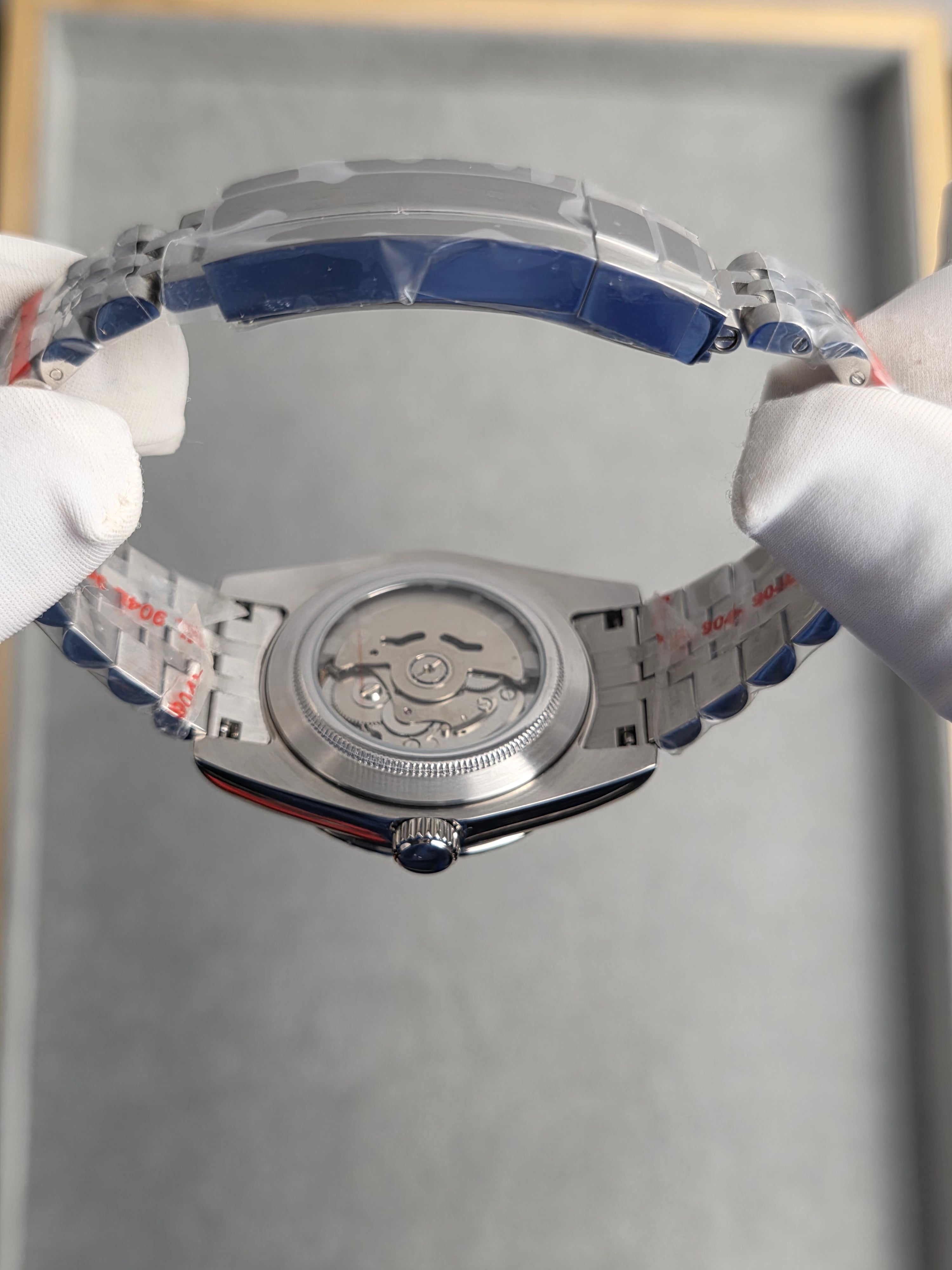 Seiko Date Just Blue Arab Numbers