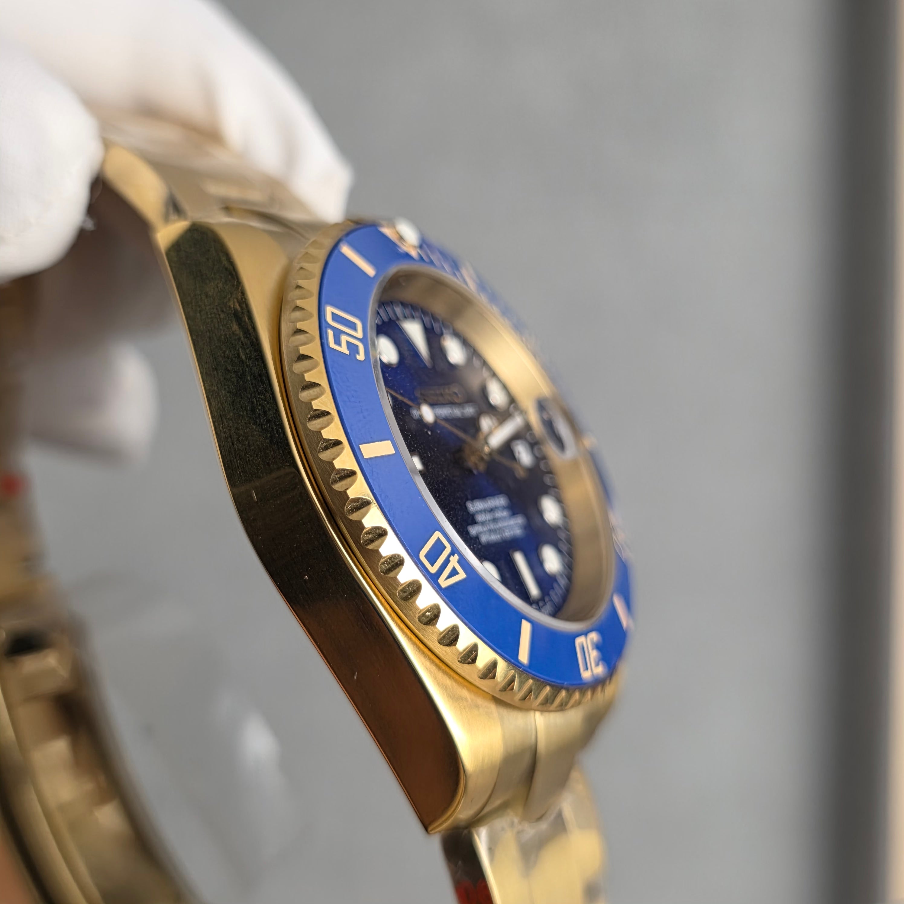 Seiko Submariner Gold Blue