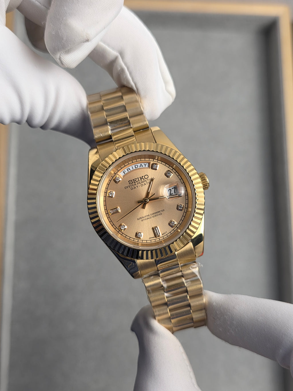 Seiko Day-Date Full Gold