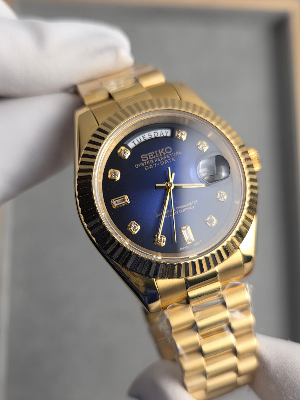 Seiko Day-Date Blue